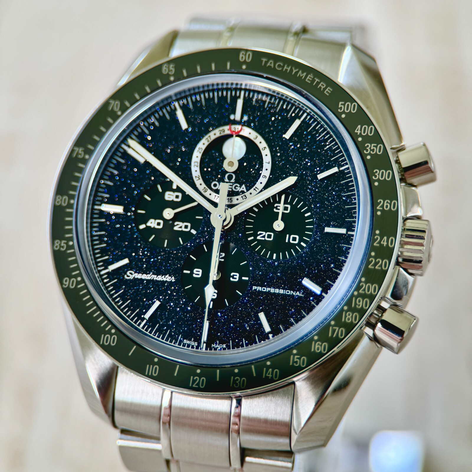 RARE Aventurine Dial Omega Speedmaster Moonphase - 311.30.44.32.01.001