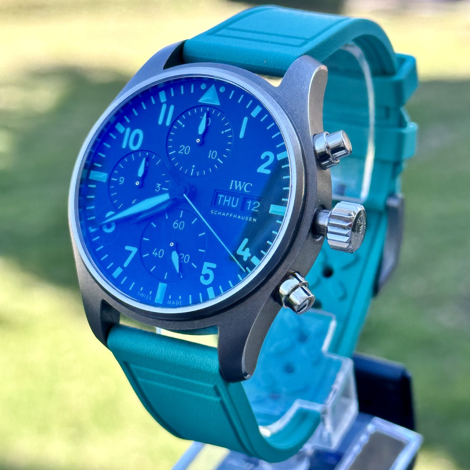 IWC Pilot's Chronograph 41 Mercedes-AMG Petronas F1 Titanium IW388108 - Full Set